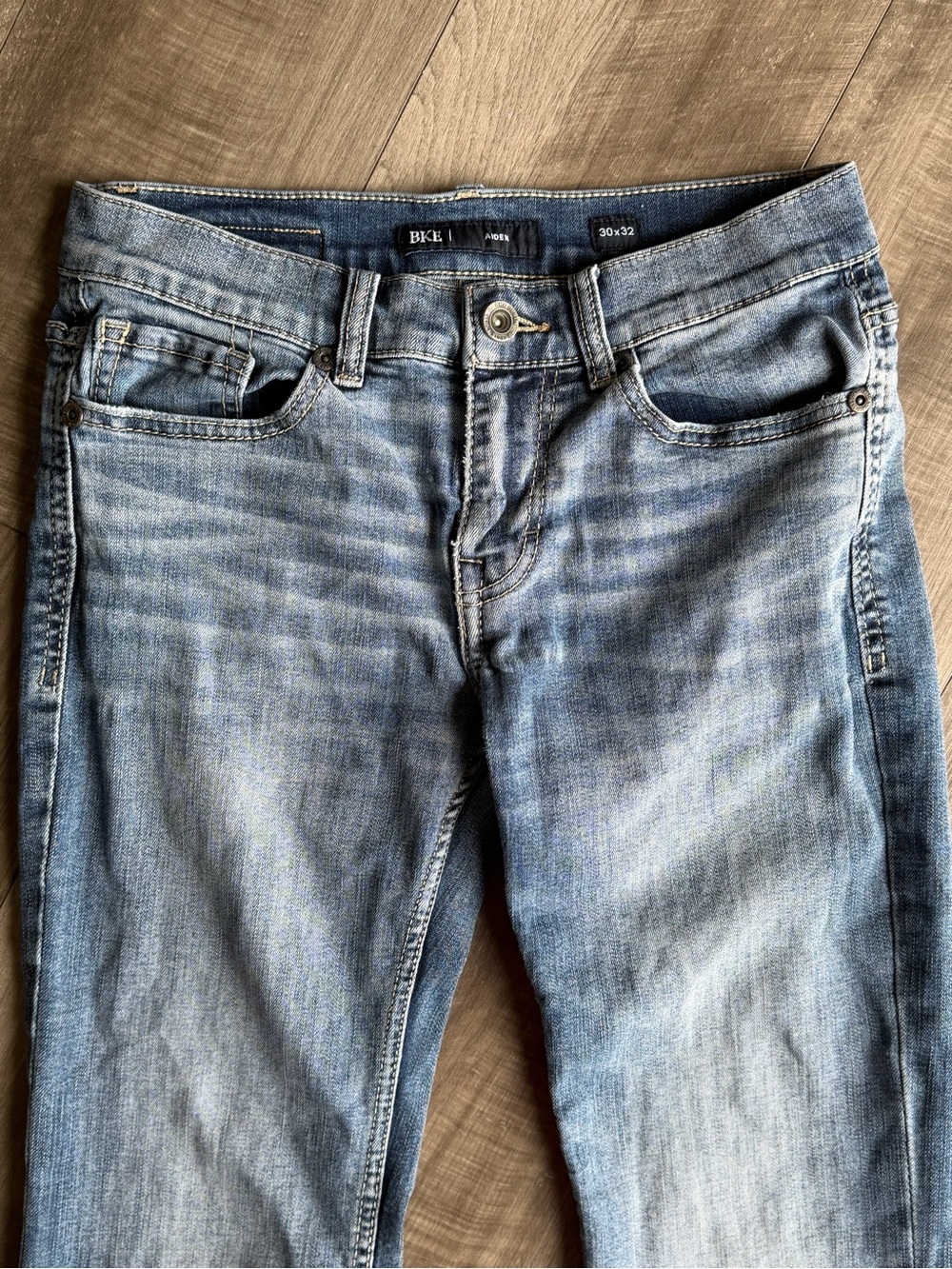 Buckle BKE Men’s Sz 30x32 Aiden Boot Stretch Jean Medium Wash Coolmax Denim - Picture 2 of 5